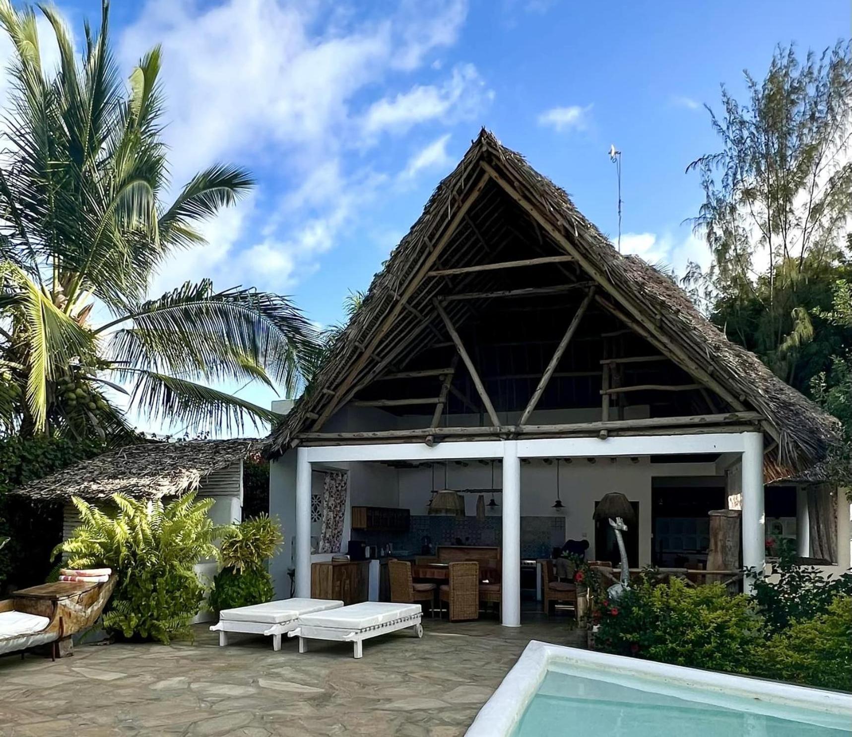 Dama Villa วาตามู ภายนอก รูปภาพ